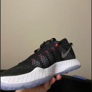 Nike PG4 Basketball Sneakers